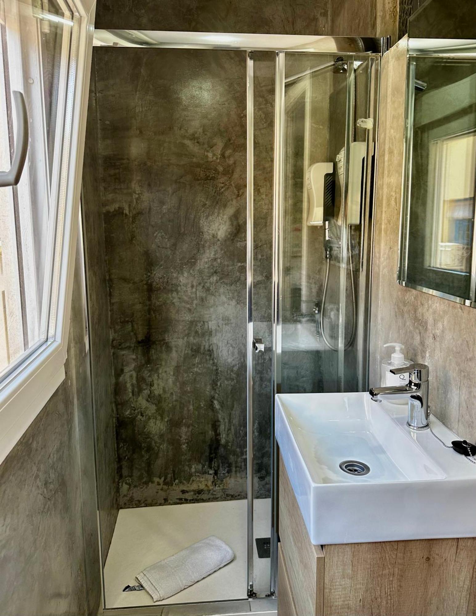 Lovely Studio Apartment Малага Экстерьер фото